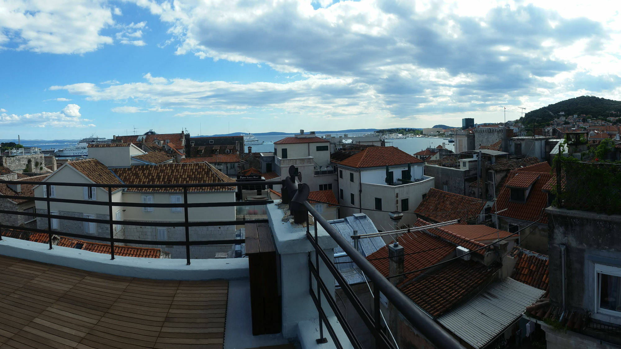 Banica Apartments & Rooms Split Exterior photo
